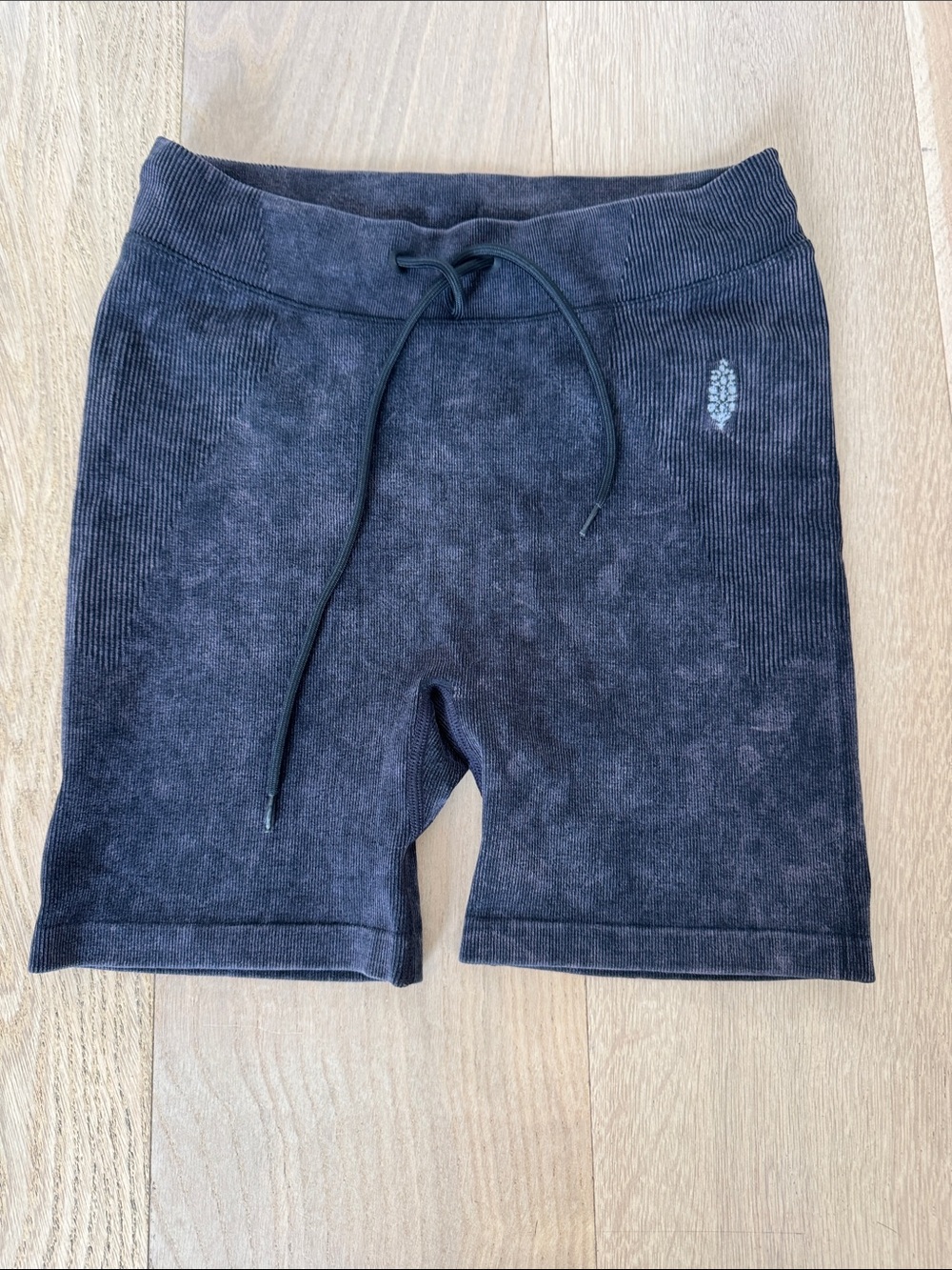 NWOT Free People active drawstring shorts